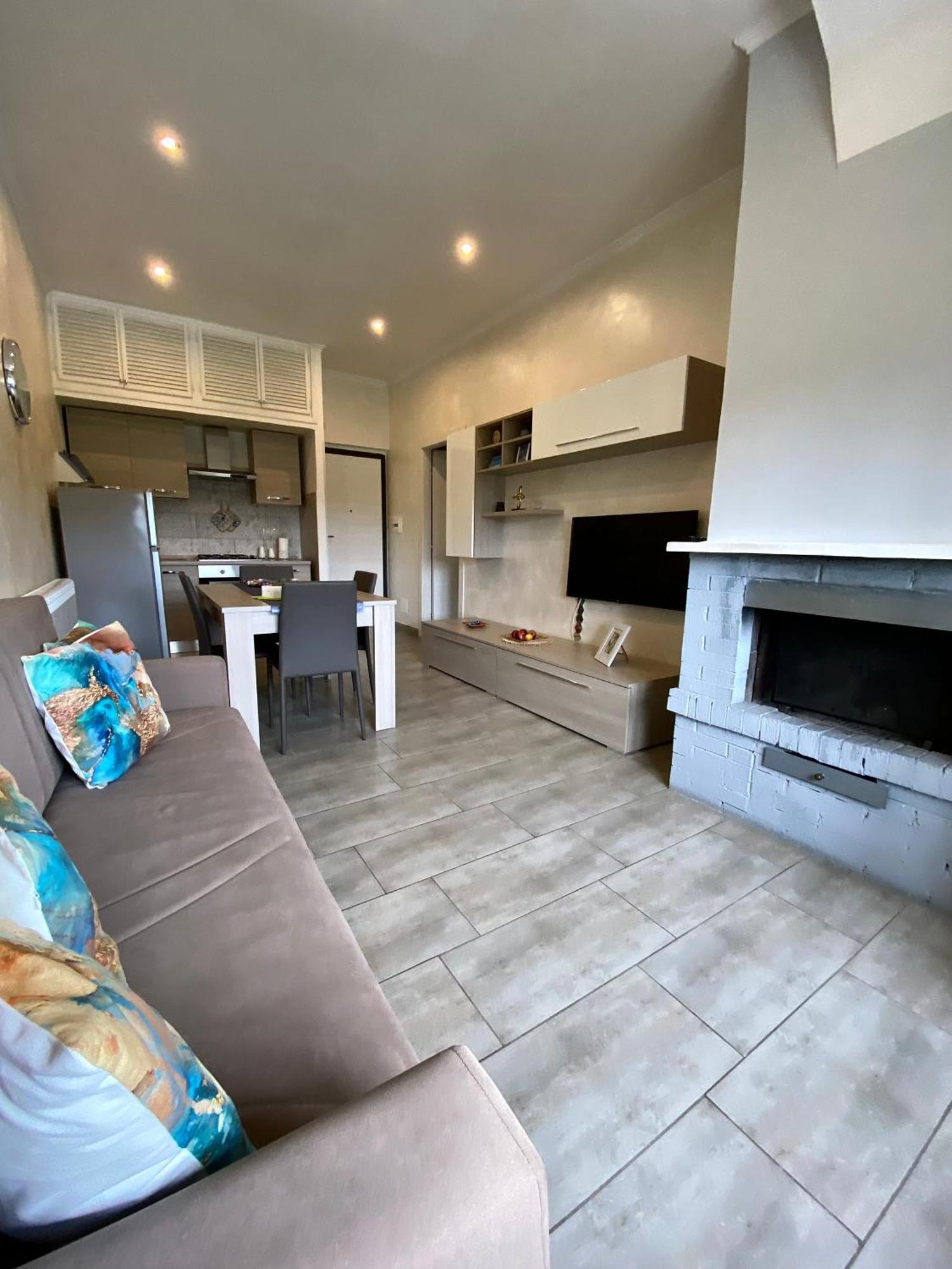 Appartamento Casa Vacanze Bijou Fiuggi Εξωτερικό φωτογραφία